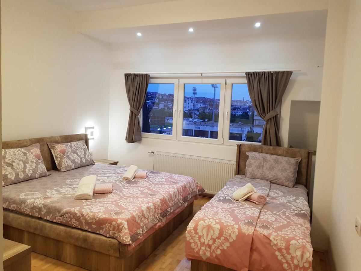 Prishtina Newborn Abc Room Prishtine Bagian luar foto