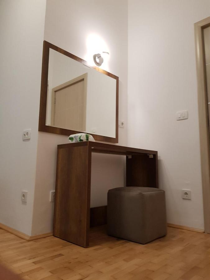 Prishtina Newborn Abc Room Prishtine Bagian luar foto